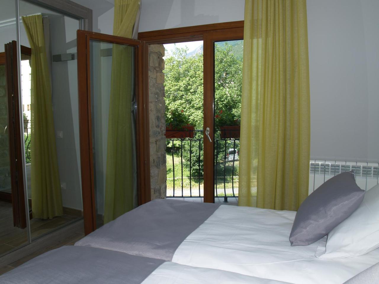El Puente Apartment Benasque Ngoại thất bức ảnh